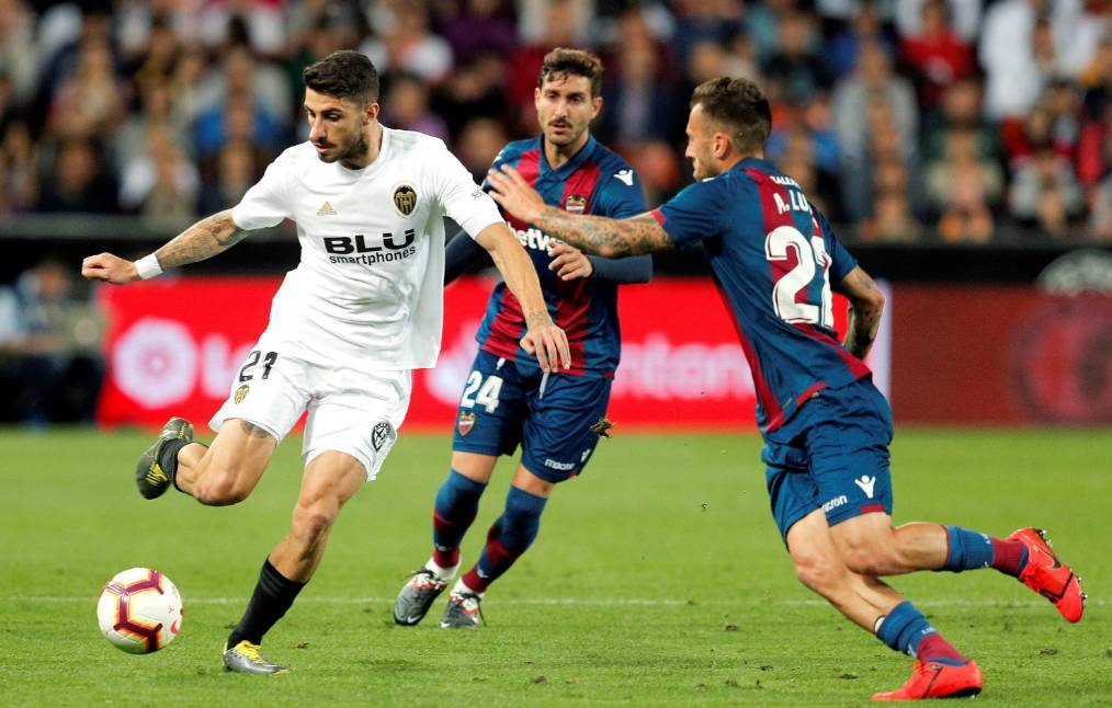 兰博电竞-全明星赛今晚走向成谜，毕尔巴鄂竞技防线松动，震撼外界，心理建设被强调的简单介绍